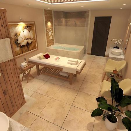 Marissa Hotel & Spa Hai Tien Thanh Hóa Екстериор снимка