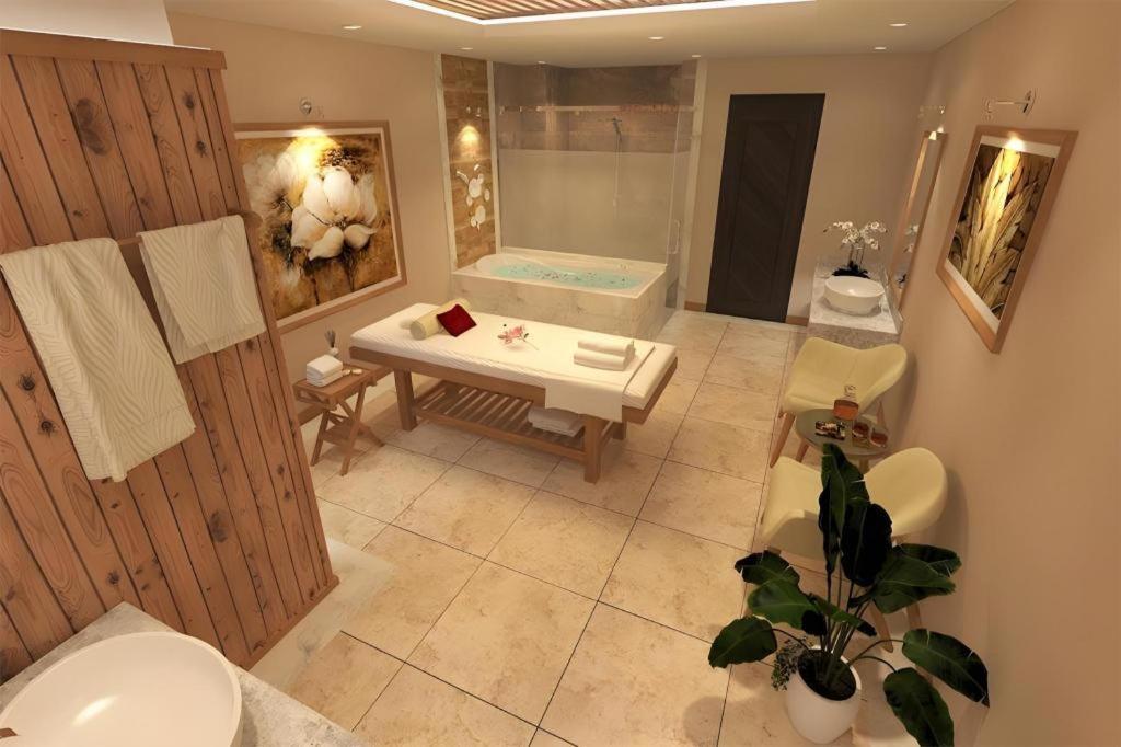 Marissa Hotel & Spa Hai Tien Thanh Hóa Екстериор снимка
