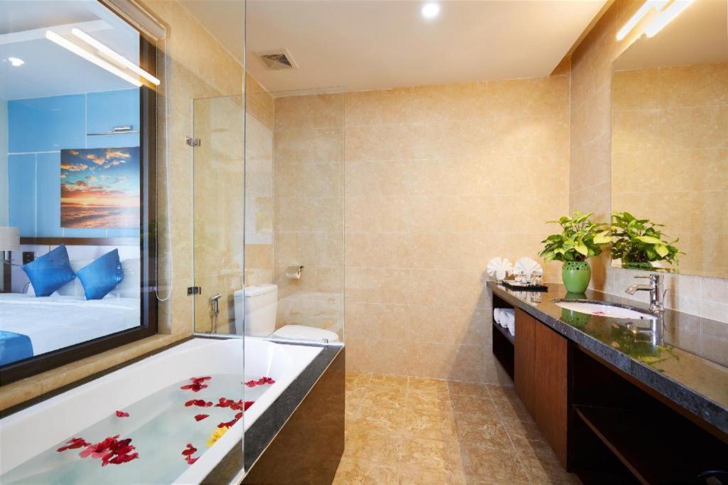 Marissa Hotel & Spa Hai Tien Thanh Hóa Екстериор снимка